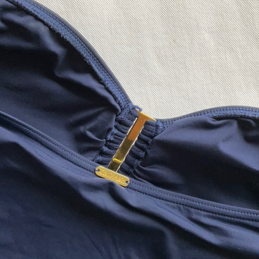 Calvin Klein navy bathing suit top NWT Sz Med - Picture 3 of 5